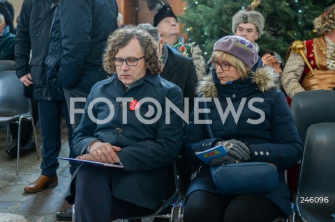  19.01.2019 GDANSK<br />CEREMONIA POGRZEBOWA ZAMORDOWANEGO PREZYDENTA GDANSKA PAWLA ADAMOWICZA W BAZYLICE MARIACKIEJ W GDANSKU<br />N/Z JACEK KARNOWSKI PREZYDENT SOPOTU<br /> 