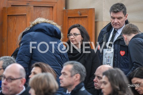  19.01.2019 GDANSK<br />CEREMONIA POGRZEBOWA ZAMORDOWANEGO PREZYDENTA GDANSKA PAWLA ADAMOWICZA W BAZYLICE MARIACKIEJ W GDANSKU<br />N/Z KAMILA GASIUK PIHOWICZ ADAM KOROL<br /> 