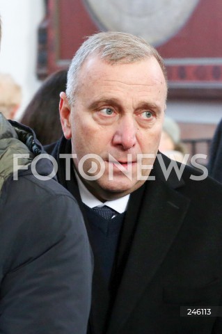  19.01.2019 GDANSK<br />CEREMONIA POGRZEBOWA ZAMORDOWANEGO PREZYDENTA GDANSKA PAWLA ADAMOWICZA W BAZYLICE MARIACKIEJ W GDANSKU<br />N/Z GRZEGORZ SCHETYNA<br /> 