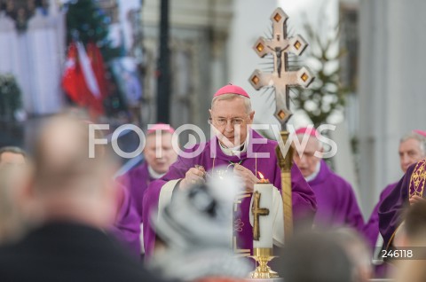  19.01.2019 GDANSK<br />CEREMONIA POGRZEBOWA ZAMORDOWANEGO PREZYDENTA GDANSKA PAWLA ADAMOWICZA W BAZYLICE MARIACKIEJ W GDANSKU<br />N/Z ABP ARCYBISKUP STANISLAW GADECKI<br /> 