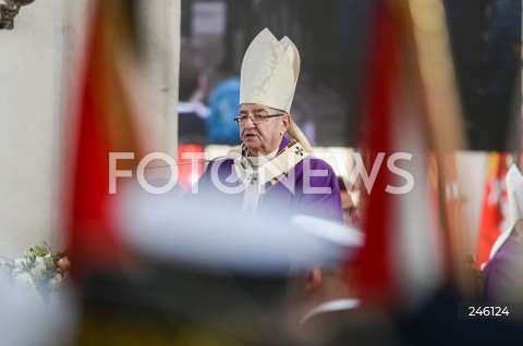  19.01.2019 GDANSK<br />CEREMONIA POGRZEBOWA ZAMORDOWANEGO PREZYDENTA GDANSKA PAWLA ADAMOWICZA W BAZYLICE MARIACKIEJ W GDANSKU<br />N/Z ABP ARCYBISKUP LESZEK SLAWOJ GLODZ <br /> 