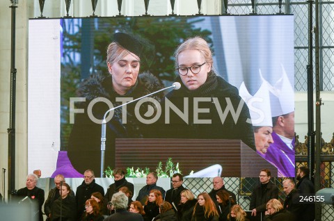  19.01.2019 GDANSK<br />CEREMONIA POGRZEBOWA ZAMORDOWANEGO PREZYDENTA GDANSKA PAWLA ADAMOWICZA W BAZYLICE MARIACKIEJ W GDANSKU<br />N/Z MAGDALENA ADAMOWICZ ZONA ANTONINA ADAMOWICZ CORKA PREZYDENTA PAWLA ADAMOWICZA <br /> 