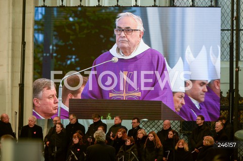  19.01.2019 GDANSK<br />CEREMONIA POGRZEBOWA ZAMORDOWANEGO PREZYDENTA GDANSKA PAWLA ADAMOWICZA W BAZYLICE MARIACKIEJ W GDANSKU<br />N/Z DOMINIKANIN OJCIEC LUDWIK WISNIEWSKI<br /> 