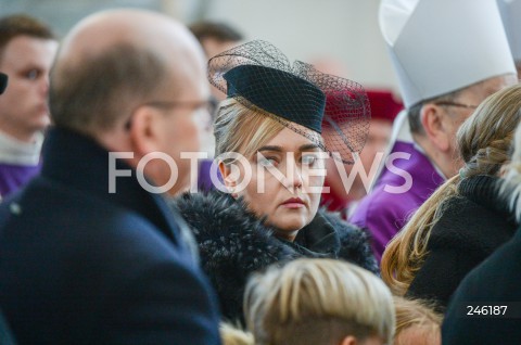  19.01.2019 GDANSK<br />CEREMONIA POGRZEBOWA ZAMORDOWANEGO PREZYDENTA GDANSKA PAWLA ADAMOWICZA W BAZYLICE MARIACKIEJ W GDANSKU<br /><br />N/Z MAGDALENA ADAMOWICZ ZONA PREZYDENTA PAWLA ADAMOWICZA <br /> 