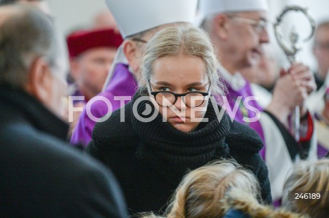  19.01.2019 GDANSK<br />CEREMONIA POGRZEBOWA ZAMORDOWANEGO PREZYDENTA GDANSKA PAWLA ADAMOWICZA W BAZYLICE MARIACKIEJ W GDANSKU<br /><br />N/Z ANTONINA ADAMOWICZ CORKA PREZYDENTA PAWLA ADAMOWICZA <br /> 