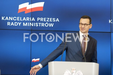  22.01.2019 WARSZAWA<br />SPOTKANIE PREMIERA MATEUSZA MORAWIECKIEGO Z MARKUSEM SCHAFEREM Z MERCEDES BENZ<br />OGLOSZENIE DECYZJI WS. ROZPOCZECIA PRODUKCJI BATERII ELEKTRYCZNYCH PRZEZ MERCEDES-BENZ CARS W FABRYCE W JAWORZE NA DOLNYM SLASKU<br />N/Z PREMIER MATEUSZ MORAWIECKI <br /> 