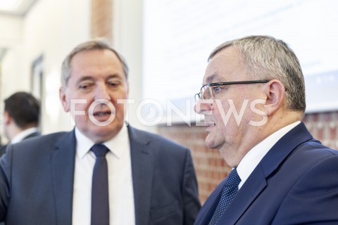  21.01.2019 WARSZAWA<br />POSIEDZENIE RADY MINISTROW<br />POSIEDZENIE RZADU<br />N/Z HENRYK KOWALCZYM ANDRZEJ ADAMCZYK<br /> 