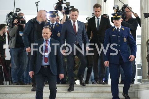  25.01.2019 WARSZAWA SEJM<br />SPOTKANIE PREMIERA Z PRZEDSTAWICIELAMI UGRUPOWAN OPOZYCYJNYCH<br />N/Z ZBIGNIEW ZIOBRO JAN KANTHAK<br /> 