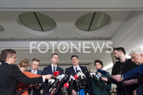  25.01.2019 WARSZAWA SEJM<br />SPOTKANIE PREMIERA Z PRZEDSTAWICIELAMI UGRUPOWAN OPOZYCYJNYCH<br />N/Z WLADYSLAW KOSINIAK KAMYSZ PAWEL PUDLOWSKI MONIKA ROSA<br /> 
