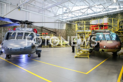  25.01.2019 MIELEC <br />PODPISANIE UMOWY NA ZAKUP CZTERECH NOWYCH SMIGLOWCOW BLACK HAWK DLA POLSKIEJ ARMII WYPRODUKOWANYCH PRZEZ POLSKIE ZAKLADY LOTNICZE W MIELCU <br />N/Z ZDJECIE ILUSTRACYJNE ILUSTRANT HALA PRODUKCYJNA SMIGLOWCOW BLACK HAWK<br /> 