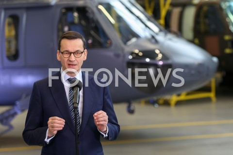  25.01.2019 MIELEC <br />PODPISANIE UMOWY NA ZAKUP CZTERECH NOWYCH SMIGLOWCOW BLACK HAWK DLA POLSKIEJ ARMII WYPRODUKOWANYCH PRZEZ POLSKIE ZAKLADY LOTNICZE W MIELCU <br />N/Z PREMIER MATEUSZ MORAWIECKI <br /> 