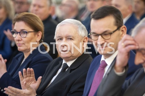  26.01.2019 WARSZAWA<br />KONFERENCJA KLUBU PARLAMENTARNEGO PIS ZASADY PROWADZENIA POLITYKI ROZWOJU W POLSCE<br />N/Z PREZES JAROSLAW KACZYNSKI PREMIER MATEUSZ MORAWIECKI BEATA MAZUREK<br /> 