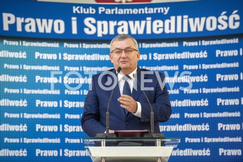  26.01.2019 WARSZAWA<br />KONFERENCJA KLUBU PARLAMENTARNEGO PIS ZASADY PROWADZENIA POLITYKI ROZWOJU W POLSCE<br />N/Z ANDRZEJ ADAMCZYK MINISTER INFRASTRUKTURY<br /> 