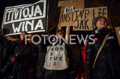 Pikieta pod siedzibą TVP w Gdańsku