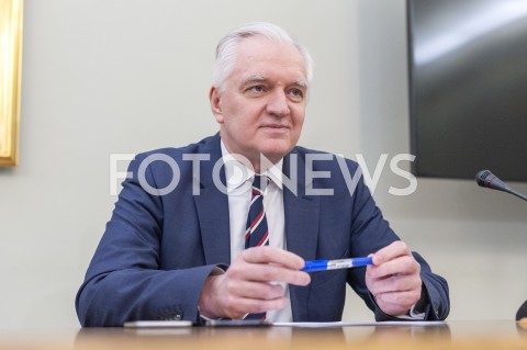 Jarosław Gowin przesłuchiwany przed komisją ds. VAT w Warszawie