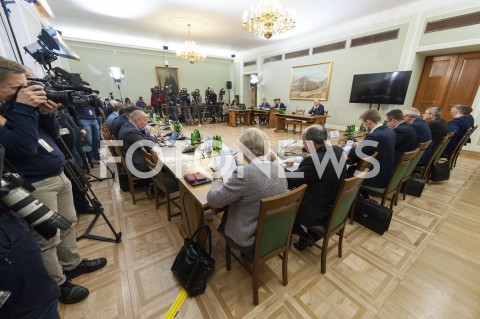  29.01.2019 WARSZAWA<br />JAROSLAW GOWIN PRZESLUCHIWANY PRZED KOMISJA DO SPRAW VAT<br />N/Z JAROSLAW GOWIN CZLONKOWIE KOMISJI MEDIA DZIENNIKARZE FOTOREPORTERZY<br /> 