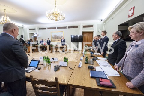  29.01.2019 WARSZAWA<br />JAROSLAW GOWIN PRZESLUCHIWANY PRZED KOMISJA DO SPRAW VAT<br />N/Z JAROSLAW GOWIN GENOWEFA TOKARSKA ANDRZEJ MATUSIEWICZ<br /> 