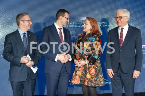  30.01.2019 WARSZAWA<br />OBCHODY 100 LAT RELACJI DYPLOMATYCZNYCH MIEDZY STANAMI ZJEDNOCZONYMI AMERYKI POLNOCNEJ A POLSKA<br />N/Z KRZYSZTOF SZCZERSKI PREMIER MATEUSZ MORAWIECKI GEORGETTE MOSBACHER JACEK CZAPUTOWICZ<br /> 