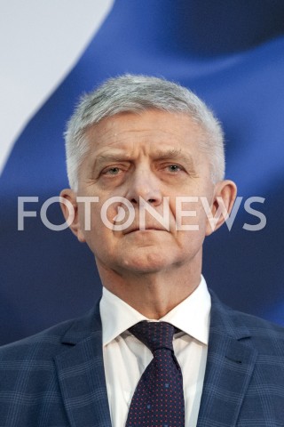  01.02.2019 WARSZAWA<br />PODPISANIE DEKLARACJI ZALOZYCIELSKIEJ KOALICJI EUROPEJSKIEJ DLA POLSKI PRZEZ BYLYCH PREMIEROW I MINISTROW SPRAW ZAGRANICZNYCH<br />N/Z MAREK BELKA<br /> 