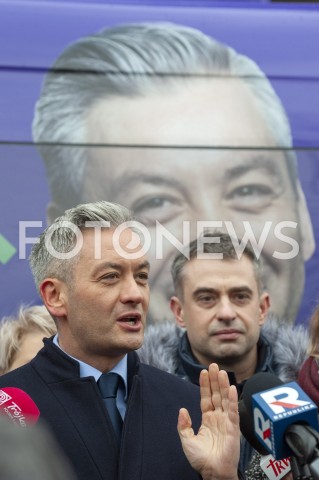  04.02.2019 WARSZAWA<br />KONFERENCJA PARTII WIOSNA PREZENTACJA AUTOKARU WYBORCZEGO<br />N/Z ROBERT BIEDRON KRZYSZTOF GAWKOWSKI<br /> 