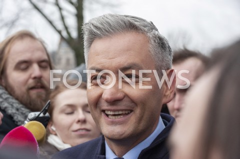  04.02.2019 WARSZAWA<br />KONFERENCJA PARTII WIOSNA PREZENTACJA AUTOKARU WYBORCZEGO<br />N/Z ROBERT BIEDRON<br /> 