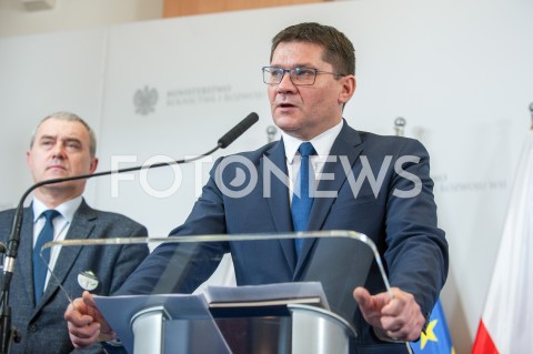  04.02.2019 WARSZAWA<br />KONFERENCJA PRASOWA GLOWNEGO LEKARZA WETERYNARII<br />N/Z PAWEL NIEMCZUK MAREK WISLA<br /> 