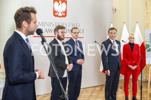  06.02.2019 WARSZAWA<br />KONFERENCJA NA TEMAT BUDOWY KLINIKI BUDZIK DLA DOROSLYCH<br />N/Z EWA BLASZCZYK ZBIGNIEW ZIOBRO TOMASZ JASTRZEBSKI MARCIN ROMANOWSKI JAN KANTHAK<br /> 