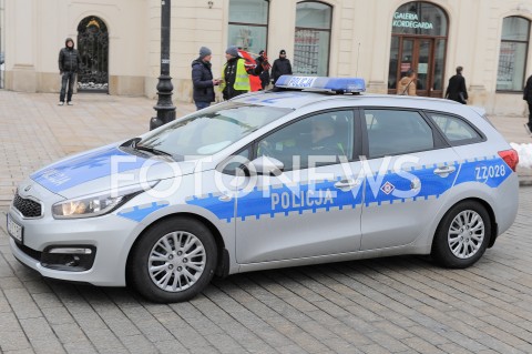  06.02.2019 WARSZAWA<br />PROTEST ROLNIKOW POD PALACEM PREZYDENCKIM<br />N/Z POLICJA RADIOWOZ POLICYJNY<br /> 