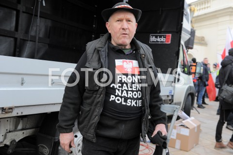 06.02.2019 WARSZAWA<br />PROTEST ROLNIKOW POD PALACEM PREZYDENCKIM<br />N/Z ROLNIK<br /> 