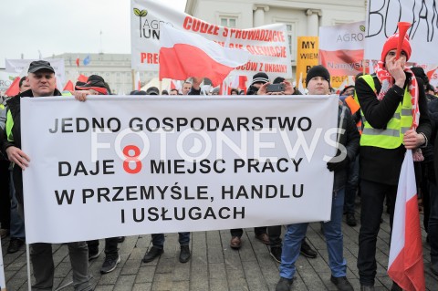  06.02.2019 WARSZAWA<br />PROTEST ROLNIKOW POD PALACEM PREZYDENCKIM<br />N/Z PROTESTUJACY<br /> 