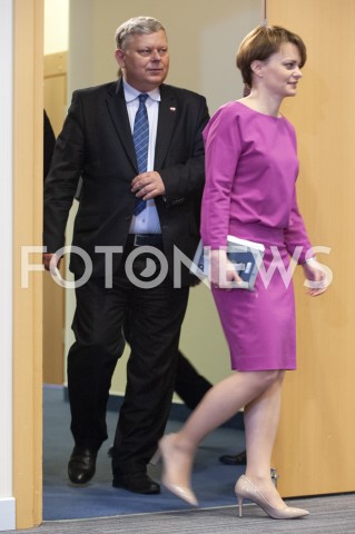  08.02.2019 WARSZAWA<br />ODPRAWA DOTYCZACA WDROZEN W ESCAPE ROOMACH<br />N/Z JADWIGA EMILEWICZ MAREK SUSKI<br /> 