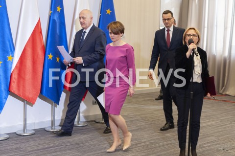  08.02.2019 WARSZAWA<br />ODPRAWA DOTYCZACA WDROZEN W ESCAPE ROOMACH<br />N/Z PREMIER MATEUSZ MORAWIECKI JADWIGA EMILEWICZ JOACHIM BRUDZINSKI<br /> 