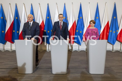  08.02.2019 WARSZAWA<br />ODPRAWA DOTYCZACA WDROZEN W ESCAPE ROOMACH<br />N/Z PREMIER MATEUSZ MORAWIECKI JADWIGA EMILEWICZ JOACHIM BRUDZINSKI<br /> 