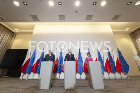  08.02.2019 WARSZAWA<br />ODPRAWA DOTYCZACA WDROZEN W ESCAPE ROOMACH<br />N/Z PREMIER MATEUSZ MORAWIECKI JADWIGA EMILEWICZ JOACHIM BRUDZINSKI<br /> 