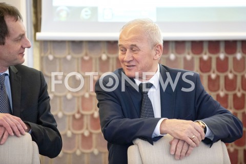  12.02.2019 WARSZAWA<br />POSIEDZENIE RADY MINISTROW<br />POSIEDZENIE RZADU<br />N/Z KRZYSZTOF TCHORZEWSKI TOMASZ ROBACZYNSKI<br /> 