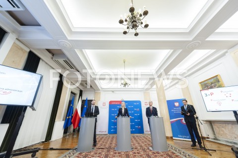  14.02.2019 WARSZAWA<br />
KONFERENCJA TWOJ E-PIT W MINISTERSTWIE FINANSOW<br />
N/Z TERESA CZERWINSKA PRZEMYSLAW KOCH PAWEL CYBULSKI PAWEL JUREK<br />
 