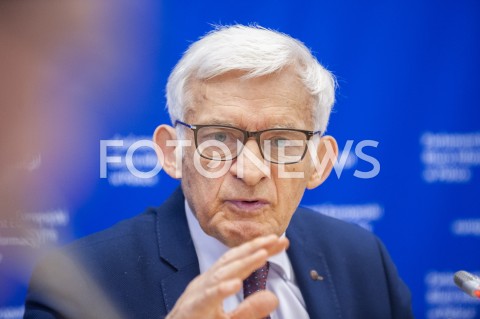 15.02.2019 WARSZAWA<br />
KONFERENCJA JERZEGO BUZKA<br />
PARLAMENT EUROPEJSKI BIURO INFORMACYJNE W POLSCE<br />
N/Z JERZY BUZEK<br />
 