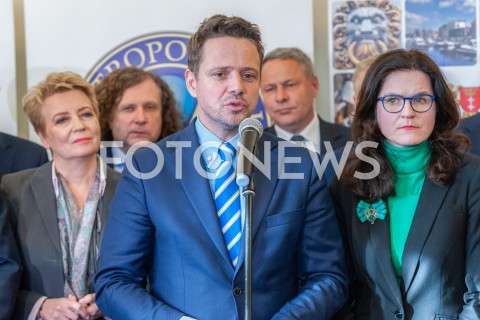  15.02.2019 WARSZAWA<br />
KONFERENCJA PRASOWA DOTYCZACA PLANU OBCHODOW 30. ROCZNICY WYBOROW 4 CZERWCA 1989<br />
N/Z RAFAL TRZASKOWSKI ALEKSANDRA DULKIEWICZ HANNA ZDANOWSKA JACEK KARNOWSKI<br />
 