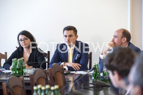  18.02.2019 WARSZAWA SEJM<br />POSIEDZENIE PARLAMENTARNEGO ZESPOLU DO SPRAW REFORMY WYMIARU SPRAWIEDLIWOSCI<br />N/Z KAMILA GASIUK PIHOWICZ ARKADIUSZ MYRCHA BORYS BUDKA<br /> 