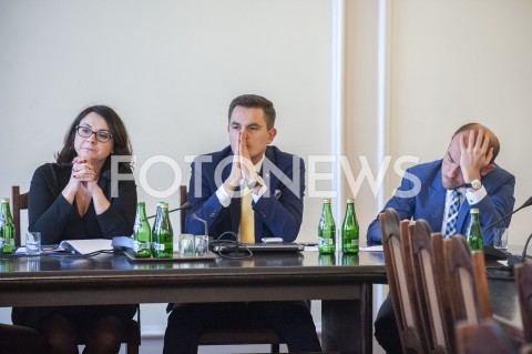  18.02.2019 WARSZAWA SEJM<br />POSIEDZENIE PARLAMENTARNEGO ZESPOLU DO SPRAW REFORMY WYMIARU SPRAWIEDLIWOSCI<br />N/Z KAMILA GASIUK PIHOWICZ ARKADIUSZ MYRCHA BORYS BUDKA<br /> 