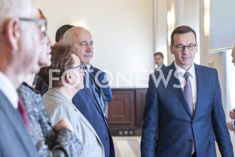  19.02.2019 WARSZAWA<br />POSIEDZENIE RADY MINISTROW<br />POSIEDZENIE RZADU<br />N/Z PREMIER MATEUSZ MORAWIECKI JOACHIM BRUDZINSKI ANNA ZALEWSKA<br /> 