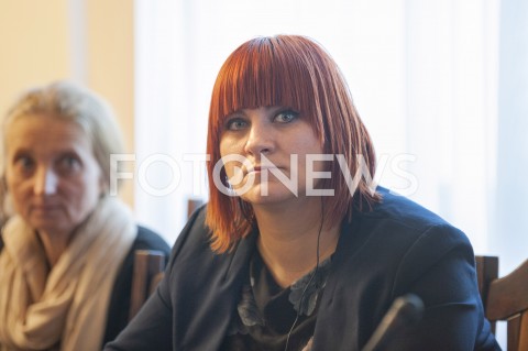  19.02.2019 WARSZAWA SEJM<br />
POPOLUDNIE W SEJMIE<br />
PARLAMENTARNY ZESPOL DO SPRAW BEZPIECZENSTWA PROGRAMU SZCZEPIEN<br />
N/Z JUSTYNA SOCHA RUCH ANTYSZCZEPIONKOWY<br />
 