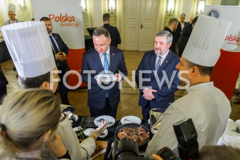  20.02.2019 WARSZAWA<br />
SPOTKANIE INAUGURUJACE POROZUMIENIE ROLNICZE<br />
DEGUSTACJA POTRAW<br />
N/Z PREZYDENT RP ANDRZEJ DUDA JAN KRZYSZTOF ARDANOWSKI<br />
 