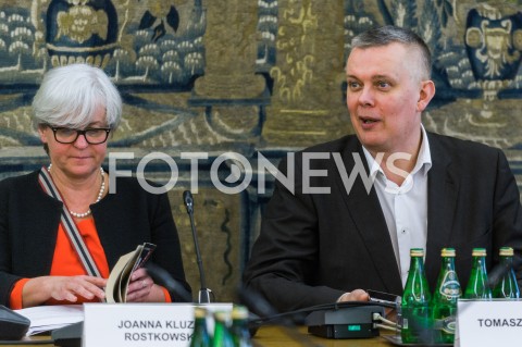  20.02.2018 WARSZAWA<br />POSIEDZENIE SEJMU RP <br />N/Z JOANNA KLUZIK - ROSTKOWSKA TOMASZ SIEMONIAK<br /> 