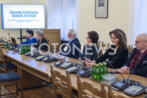  21.02.2019 WARSZAWA SEJM<br />POSIEDZENIE SEJMU<br />TELEWIZJI PUBLICZNEJ PRZEPIS NA MISJE<br />N/Z IWONA SLEDZINSKA KATARASINSKA MALGORZATA KIDAWA BLONSKA ELZBIETA BINCZYCKA MICHAL KAMINSKI<br /> 