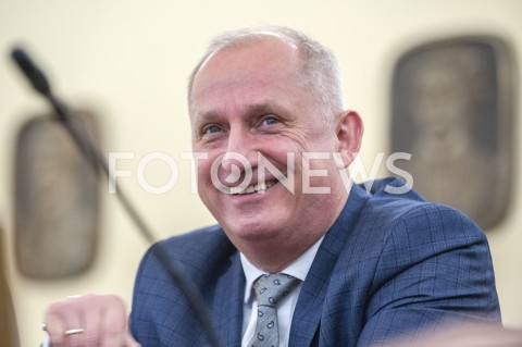  21.02.2019 WARSZAWA SEJM<br />POSIEDZENIE SEJMU<br />TELEWIZJI PUBLICZNEJ PRZEPIS NA MISJE<br />N/Z SLAWOMIR NEUMANN<br /> 