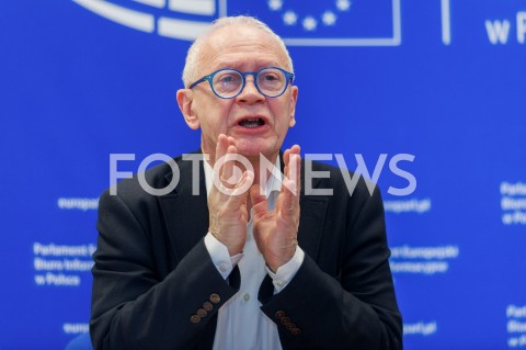  22.02.2019 WARSZAWA<br />
KONFERENCJA PRASOWA EUROPOSLA MICHALA BONIEGO NOWE ZASADY UDOSTEPNIANIA DANYCH Z SEKTORA PUBLICZNEGO<br />
N/Z MICHAL BONI<br />
 