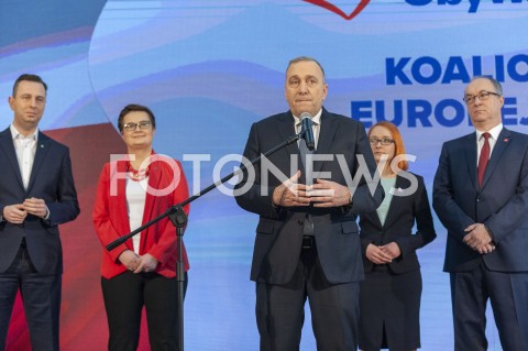  24.02.2019 WARSZAWA<br />PODPISANIE DEKLARACJI ZALOZYCIELSKIEJ KOALICJI EUROPEJSKIEJ<br />N/Z GRZEGORZ SCHETYNA WLODZIMIERZ CZARZASTY MALGORZATA TRACZ KATARZYNA LUBNAUER WLADYSLAW KOSINIAK KAMYSZ<br /> 