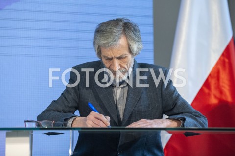  24.02.2019 WARSZAWA<br />PODPISANIE DEKLARACJI ZALOZYCIELSKIEJ KOALICJI EUROPEJSKIEJ<br />N/Z MAREK KOSSAKOWSKI<br /> 