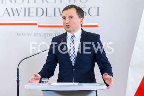  26.02.2019 WARSZAWA<br />
KONFERENCJA PRASOWA W MINISTERSTWIE SPRAWIEDLIWOSCI NT. REFORMY PRAWA RODZINNEGO<br />
N/Z ZBIGNIEW ZIOBRO<br />
 